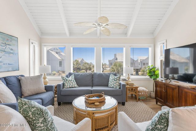 305 S Bald Head Wynd Unit 22, Bald Head Island, NC 28461