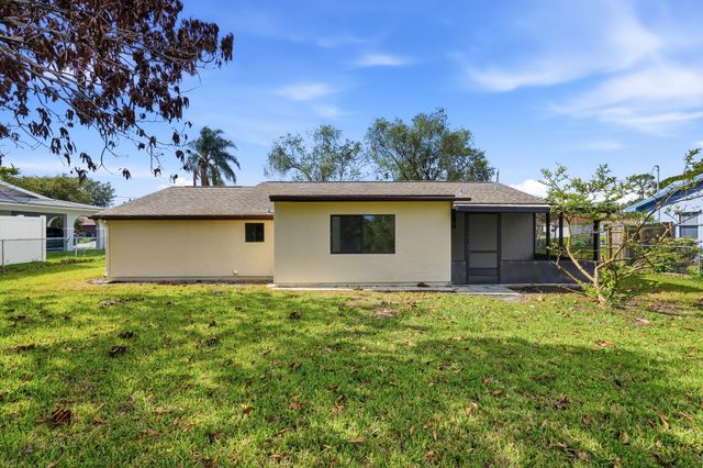 295 NW Archer Avenue, Port St. Lucie, Port St Lucie, FL 34983