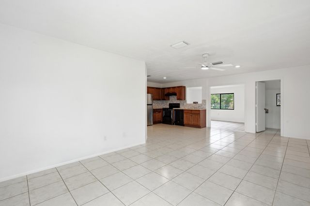 295 NW Archer Avenue, Port St. Lucie, Port St Lucie, FL 34983