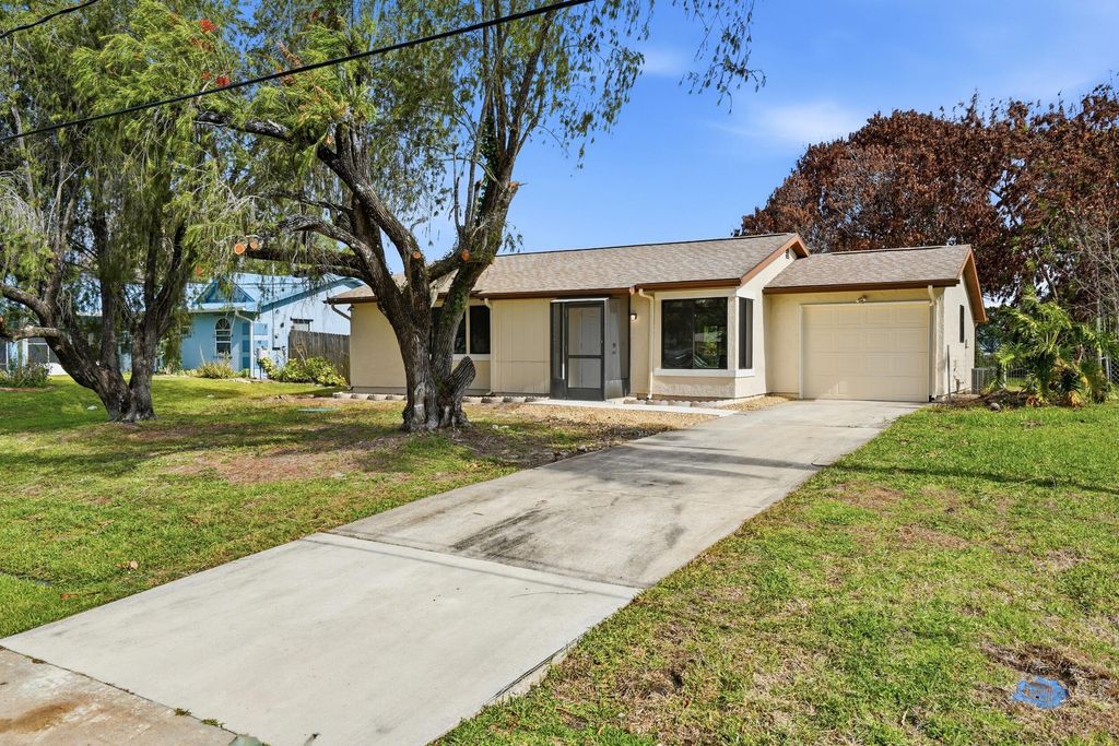 295 NW Archer Avenue, Port St. Lucie, Port St Lucie, FL 34983