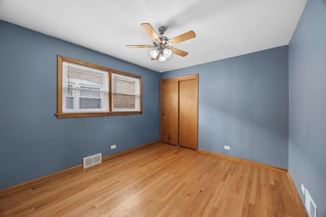 6000 S Narragansett Avenue, Chicago, IL 60638