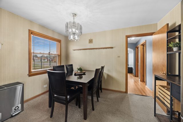 6000 S Narragansett Avenue, Chicago, IL 60638