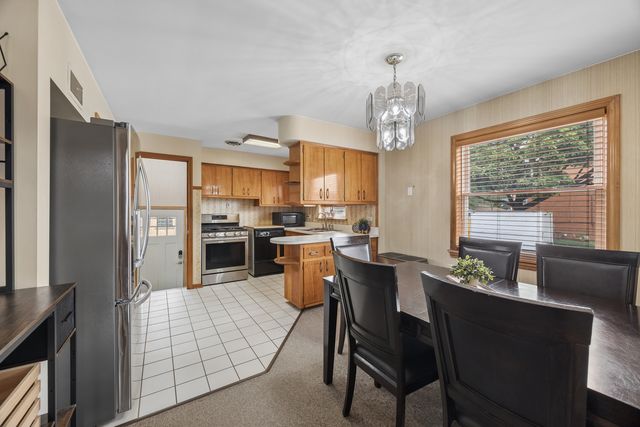 6000 S Narragansett Avenue, Chicago, IL 60638