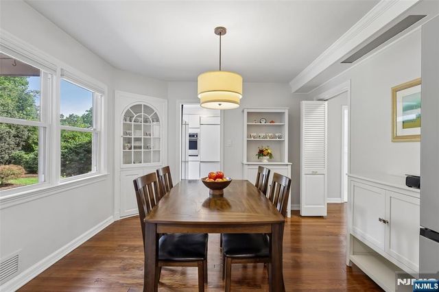251 Brookmere Court, Ridgewood, NJ 07450