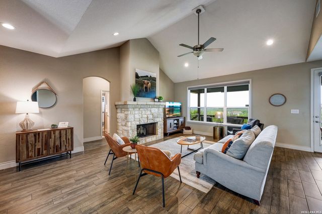 1375 Parton, Canyon Lake, TX 78133