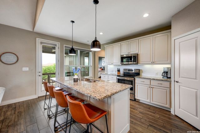 1375 Parton, Canyon Lake, TX 78133