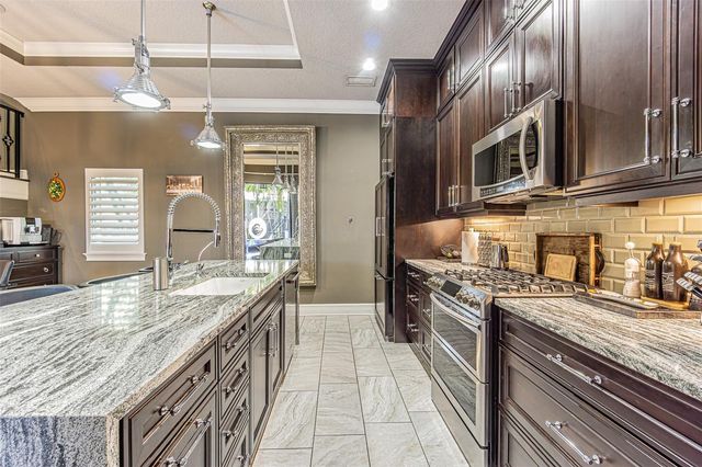 4210 W NORTH B STREET, Tampa, FL 33609