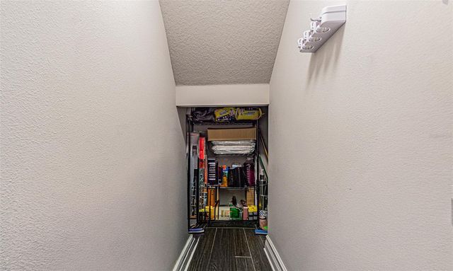 4210 W NORTH B STREET, Tampa, FL 33609