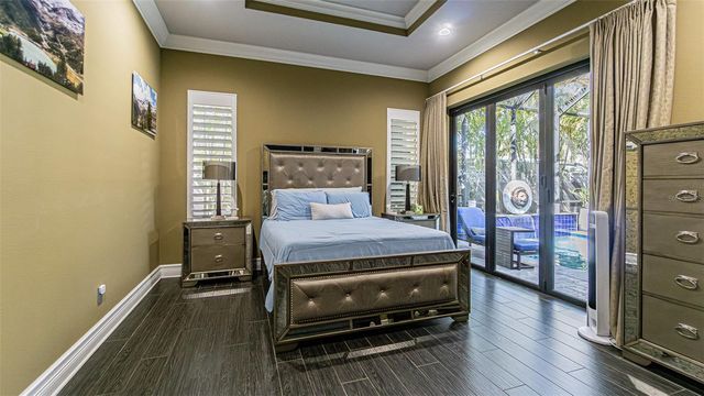 4210 W NORTH B STREET, Tampa, FL 33609