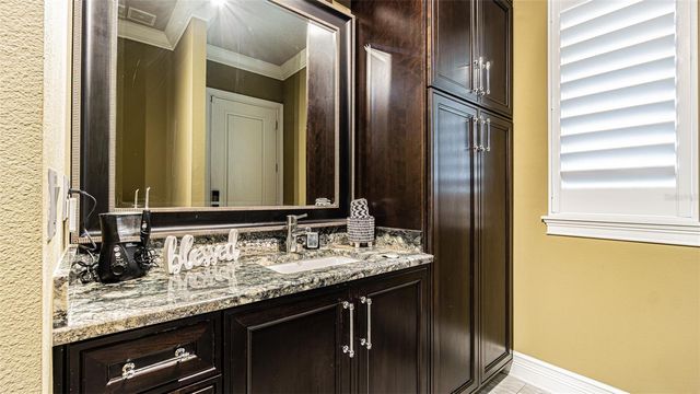 4210 W NORTH B STREET, Tampa, FL 33609