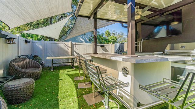 4210 W NORTH B STREET, Tampa, FL 33609