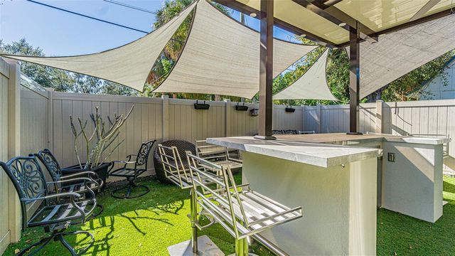 4210 W NORTH B STREET, Tampa, FL 33609