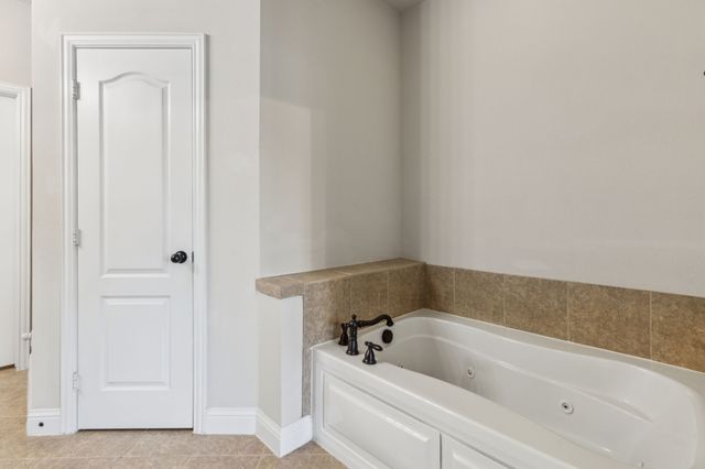 2500 Rockbrook Drive #6C-86, Lewisville, TX 75067