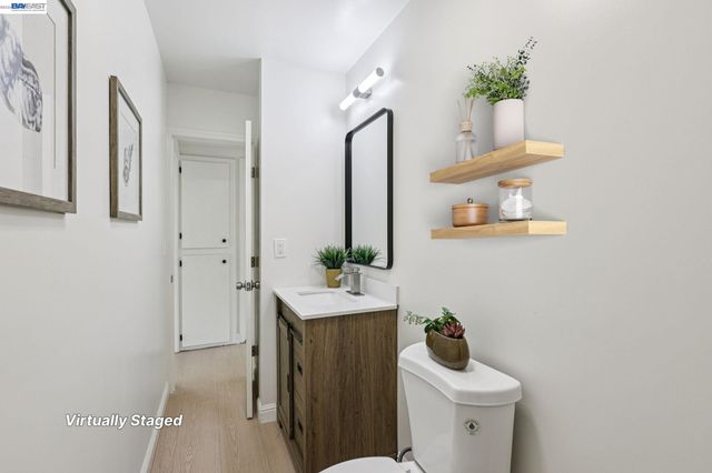 4433 Fairlands Dr, Pleasanton, CA 94588