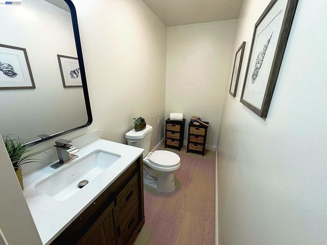 4433 Fairlands Dr, Pleasanton, CA 94588