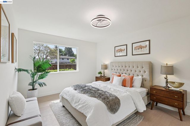 4433 Fairlands Dr, Pleasanton, CA 94588