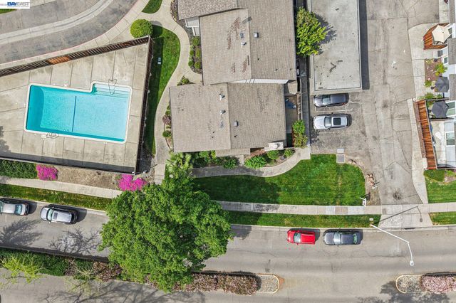 4433 Fairlands Dr, Pleasanton, CA 94588