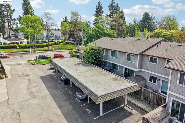 4433 Fairlands Dr, Pleasanton, CA 94588