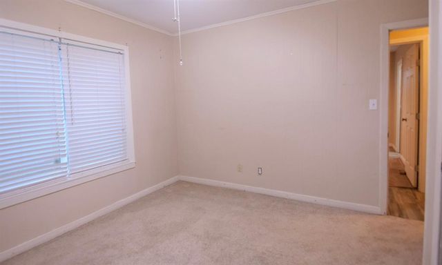 804 S Chappell Hill Street, Brenham, TX 77833