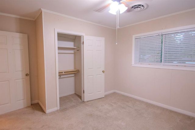 804 S Chappell Hill Street, Brenham, TX 77833
