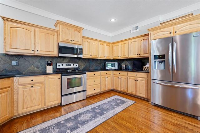 23603 W 72nd Terrace, Shawnee, KS 66227
