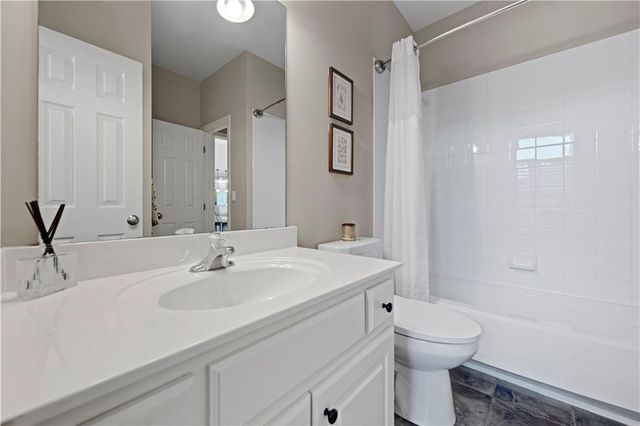 23603 W 72nd Terrace, Shawnee, KS 66227