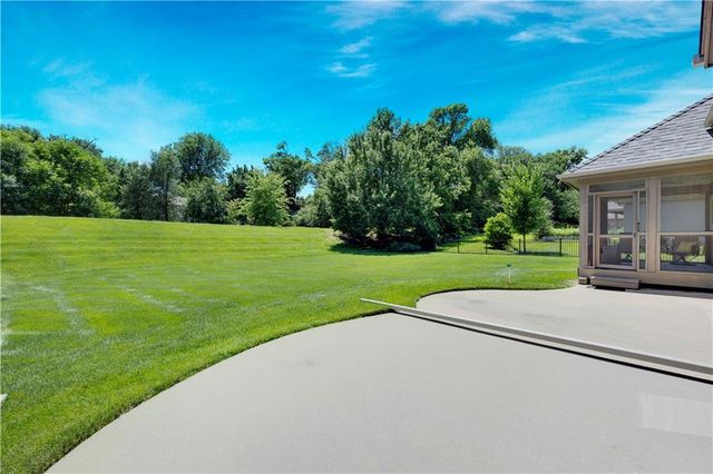23603 W 72nd Terrace, Shawnee, KS 66227