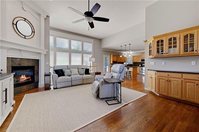 23603 W 72nd Terrace, Shawnee, KS 66227