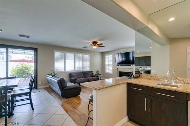 62 Perennial Border Court, Las Vegas, NV 89148