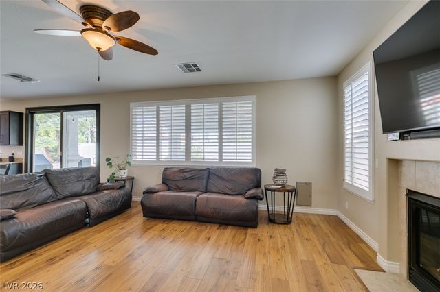62 Perennial Border Court, Las Vegas, NV 89148