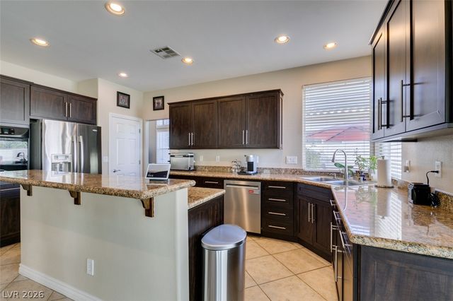 62 Perennial Border Court, Las Vegas, NV 89148
