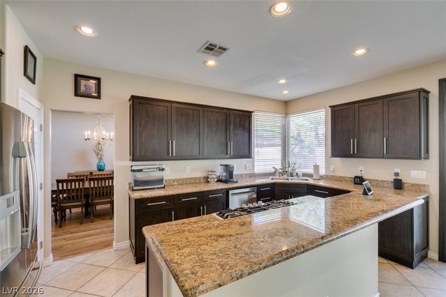 62 Perennial Border Court, Las Vegas, NV 89148