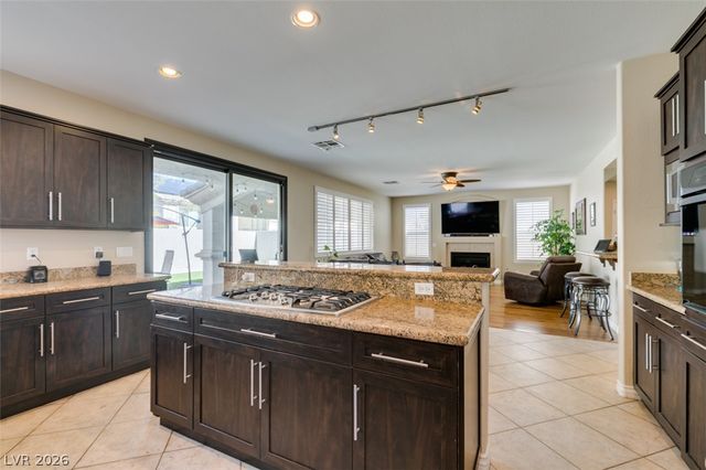 62 Perennial Border Court, Las Vegas, NV 89148