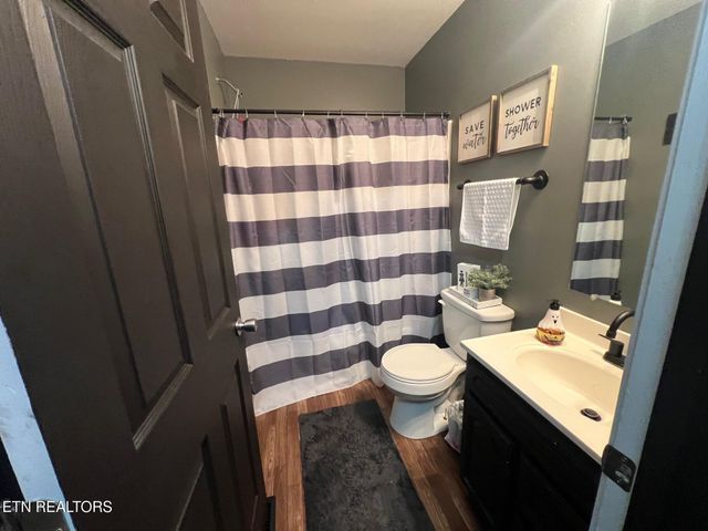 122 Regan Lane, Lafollette, TN 37766