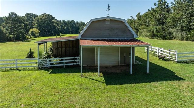 358 Roscoe Davis Road, Monroe, GA 30656