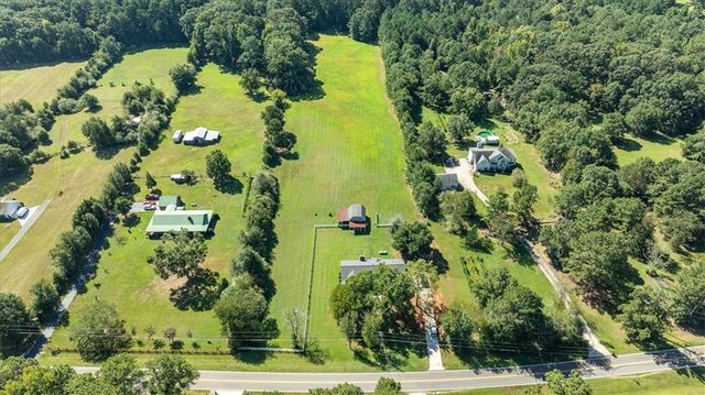 358 Roscoe Davis Road, Monroe, GA 30656