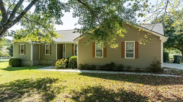 358 Roscoe Davis Road, Monroe, GA 30656
