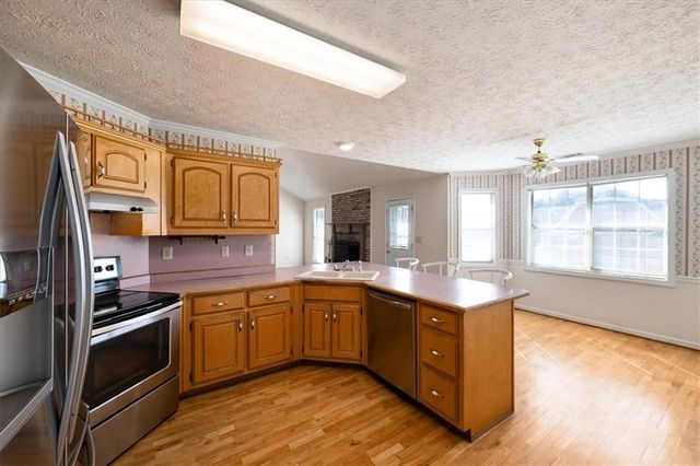 358 Roscoe Davis Road, Monroe, GA 30656
