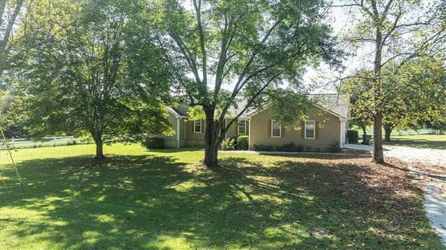 358 Roscoe Davis Road, Monroe, GA 30656