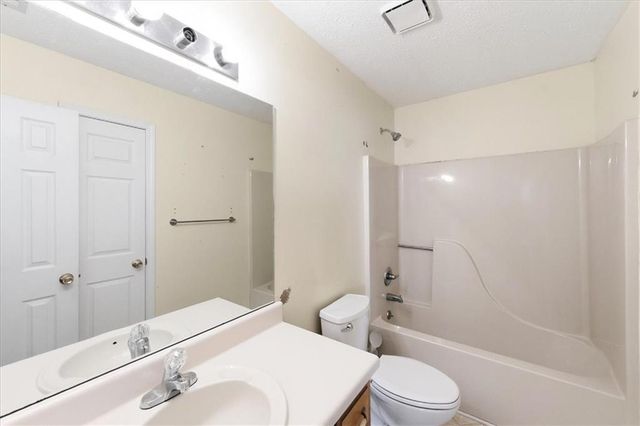 358 Roscoe Davis Road, Monroe, GA 30656