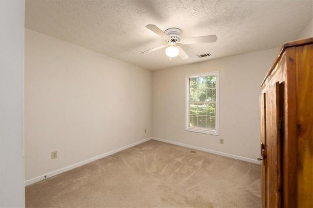 358 Roscoe Davis Road, Monroe, GA 30656