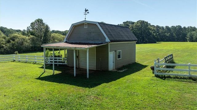 358 Roscoe Davis Road, Monroe, GA 30656