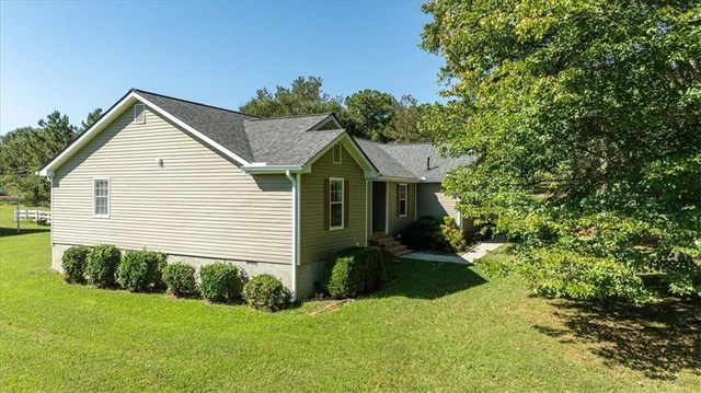 358 Roscoe Davis Road, Monroe, GA 30656