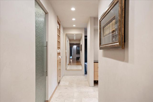 741 E Hillcrest Ave, Yuba City, CA 95991