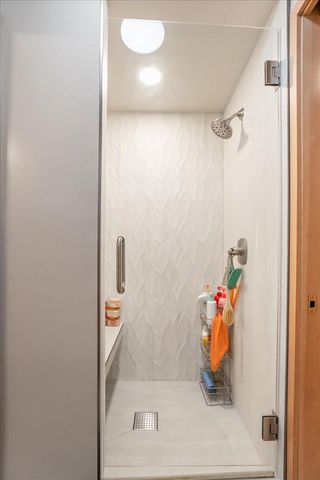 741 E Hillcrest Ave, Yuba City, CA 95991