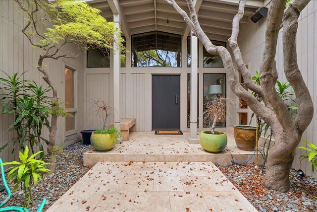 741 E Hillcrest Ave, Yuba City, CA 95991