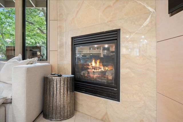 741 E Hillcrest Ave, Yuba City, CA 95991