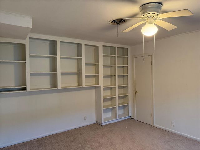 444 Southern Oaks Drive, Lake Jackson, TX 77566