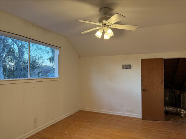 444 Southern Oaks Drive, Lake Jackson, TX 77566