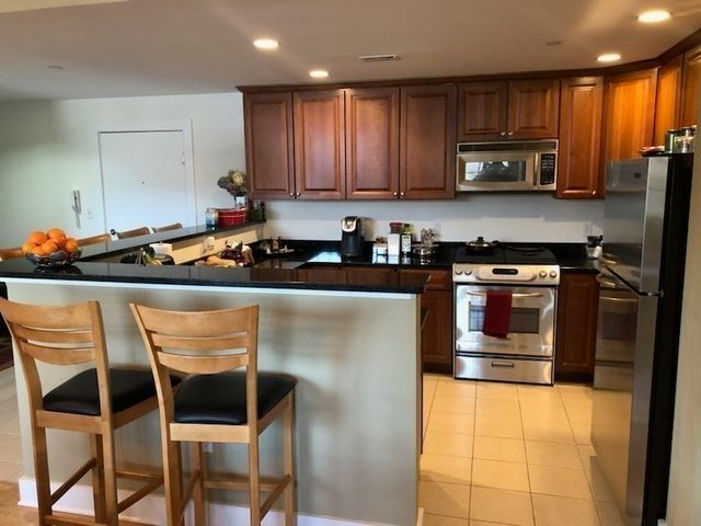 1 Powder Mill Square 408, Andover, MA 01810